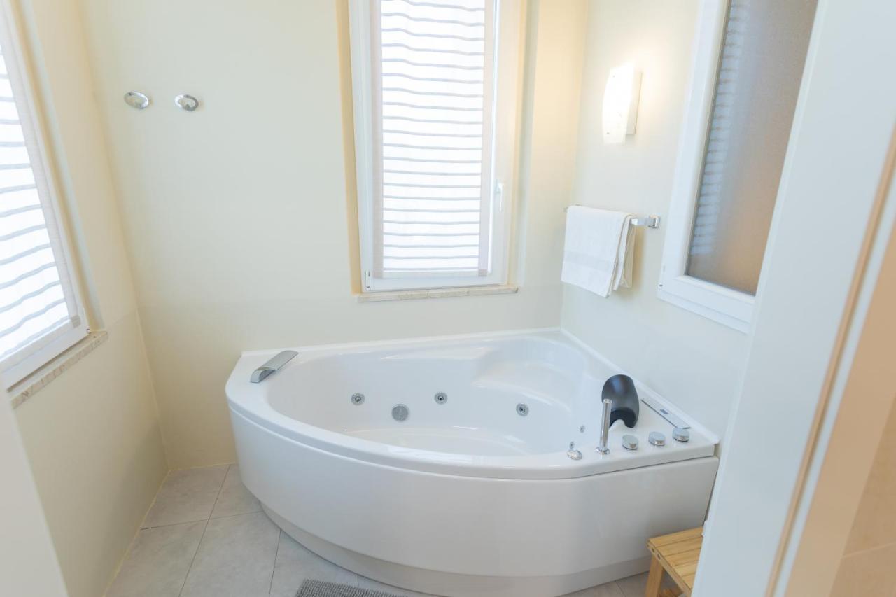 Villa Moiacchina Luxury Home Bevera  Екстер'єр фото